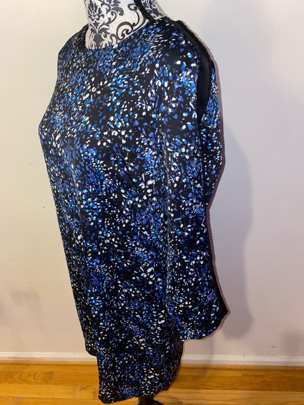 NWT! Banana Republic Black, Blue and White Speckled Long Sleeve Dress Size 10P - Picture 5 of 14